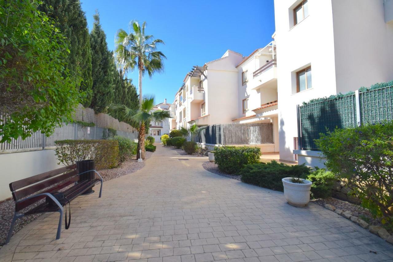 Renteando Albir Apartments البير المظهر الخارجي الصورة